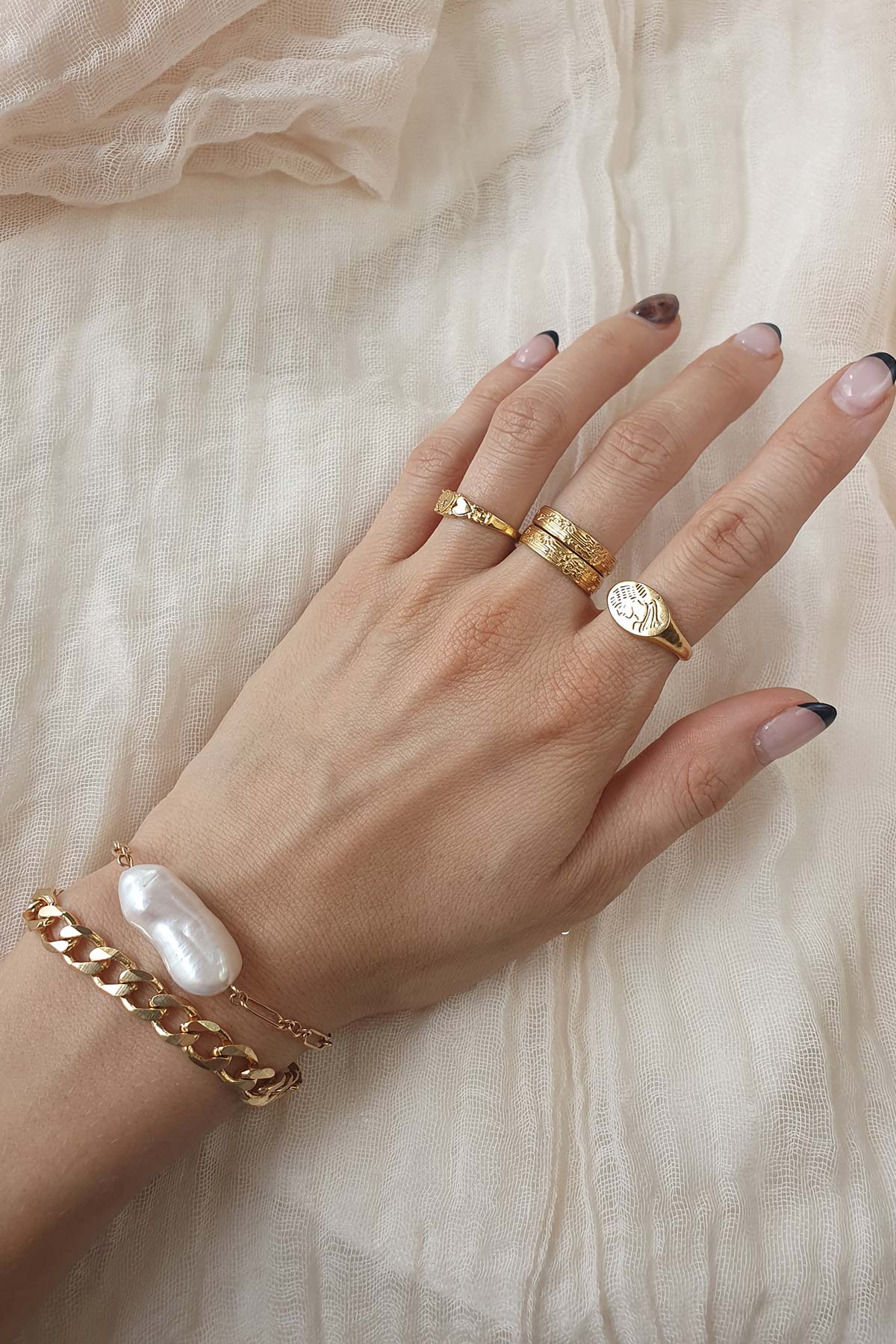 Roma III Signet Ring - Image 7